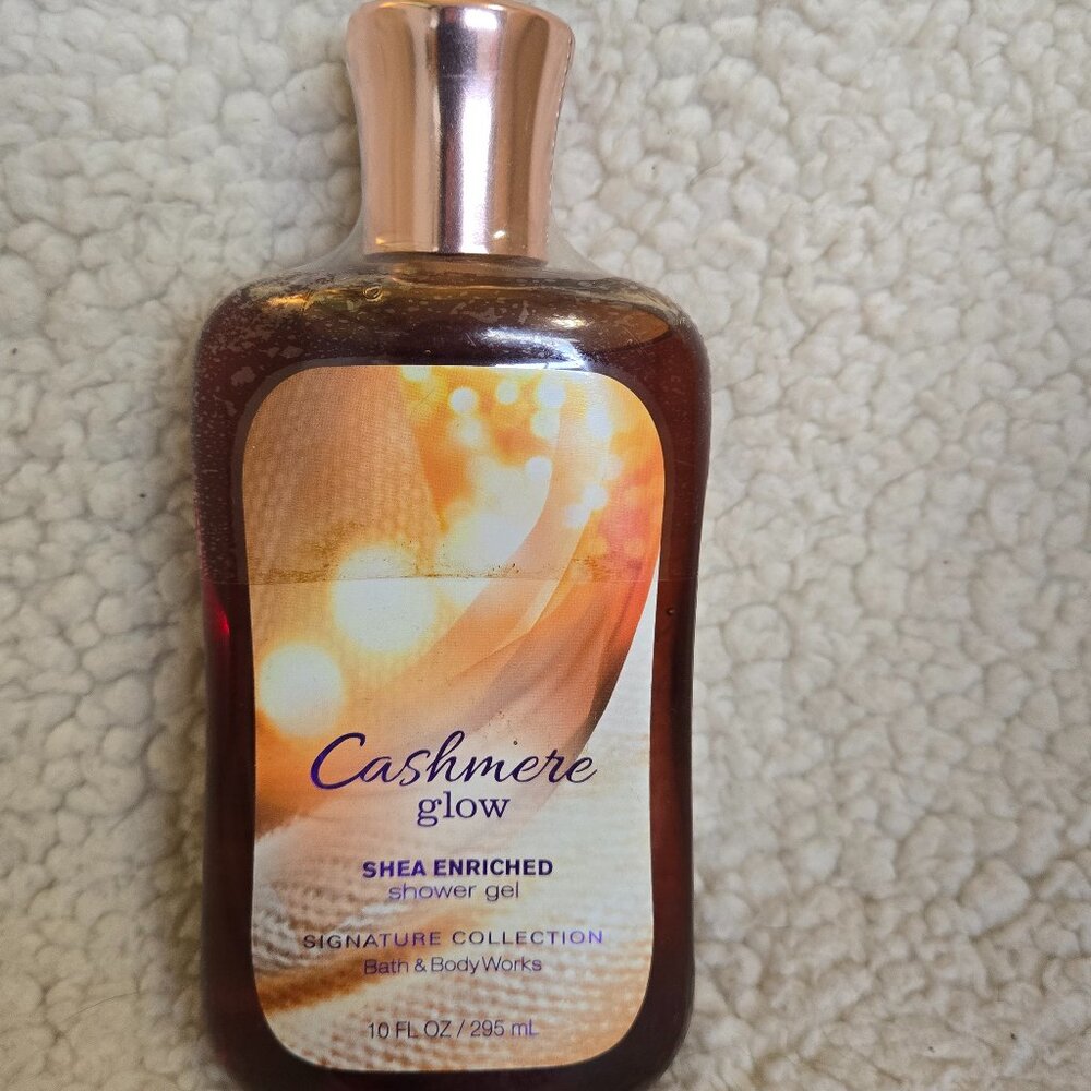 Bath & Body Works Cashmere Glow Shower Gel Full Size 8oz *Retired*